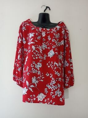 Adrienne Vittadini Red Floral Boatneck Blouse